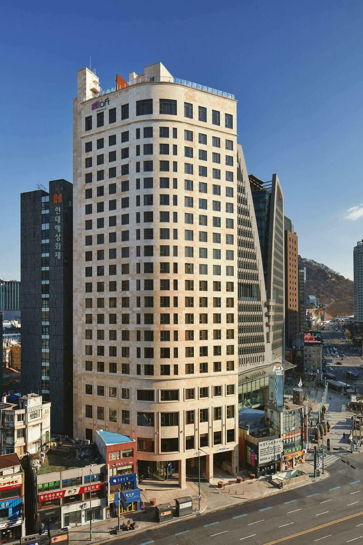 Aloft Seoul Myeongdong Hotel Exterior photo